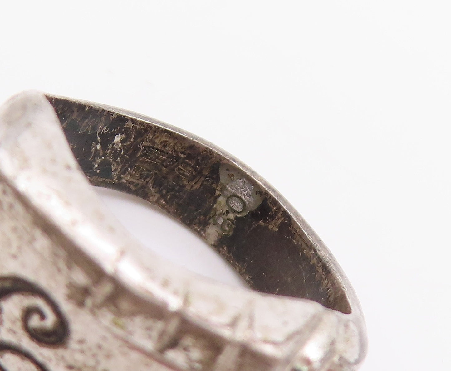 925 Sterling Silver Vintage Ring ESPO Calligraphed Letter E Band Sz 7 RG33766