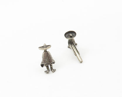 MEXICO 925 Sterling Silver  Vintage Man In Poncho & Sombrero Cufflinks  TR2357
