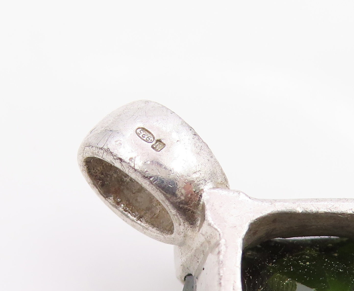 925 Sterling Silver Vintage Pendant Modernist Faceted Peridot Charm  PT26223