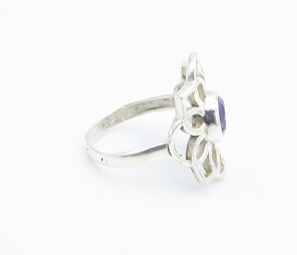 925 Sterling Silver  Amethyst Open Floral Design Cocktail Ring Sz 8  RG8461