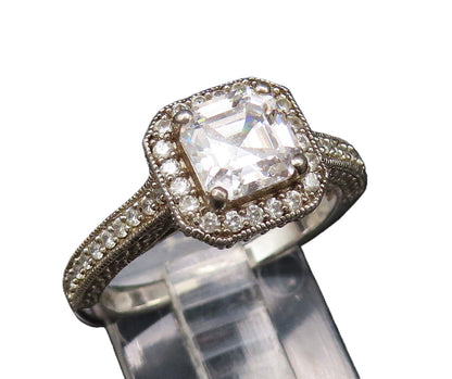 925 Sterling Silver  Vintage Square Cubic Zirconia Halo Ring Sz 7  RG25994