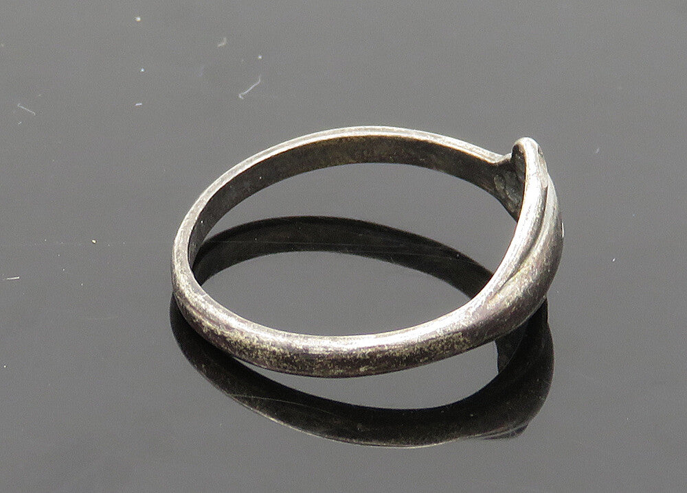 925 Sterling Silver  Vintage Dark Tone Diamond Cut Band Ring Sz 7.5  RG20548