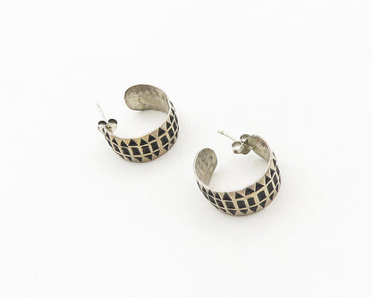 925 Sterling Silver Vintage Oxidized Pattern J Hoop Earrings EG9277
