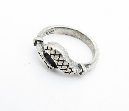 925 Sterling Silver  Vintage Dark Tone Etched Bypass Band Ring Sz 7  RG6100