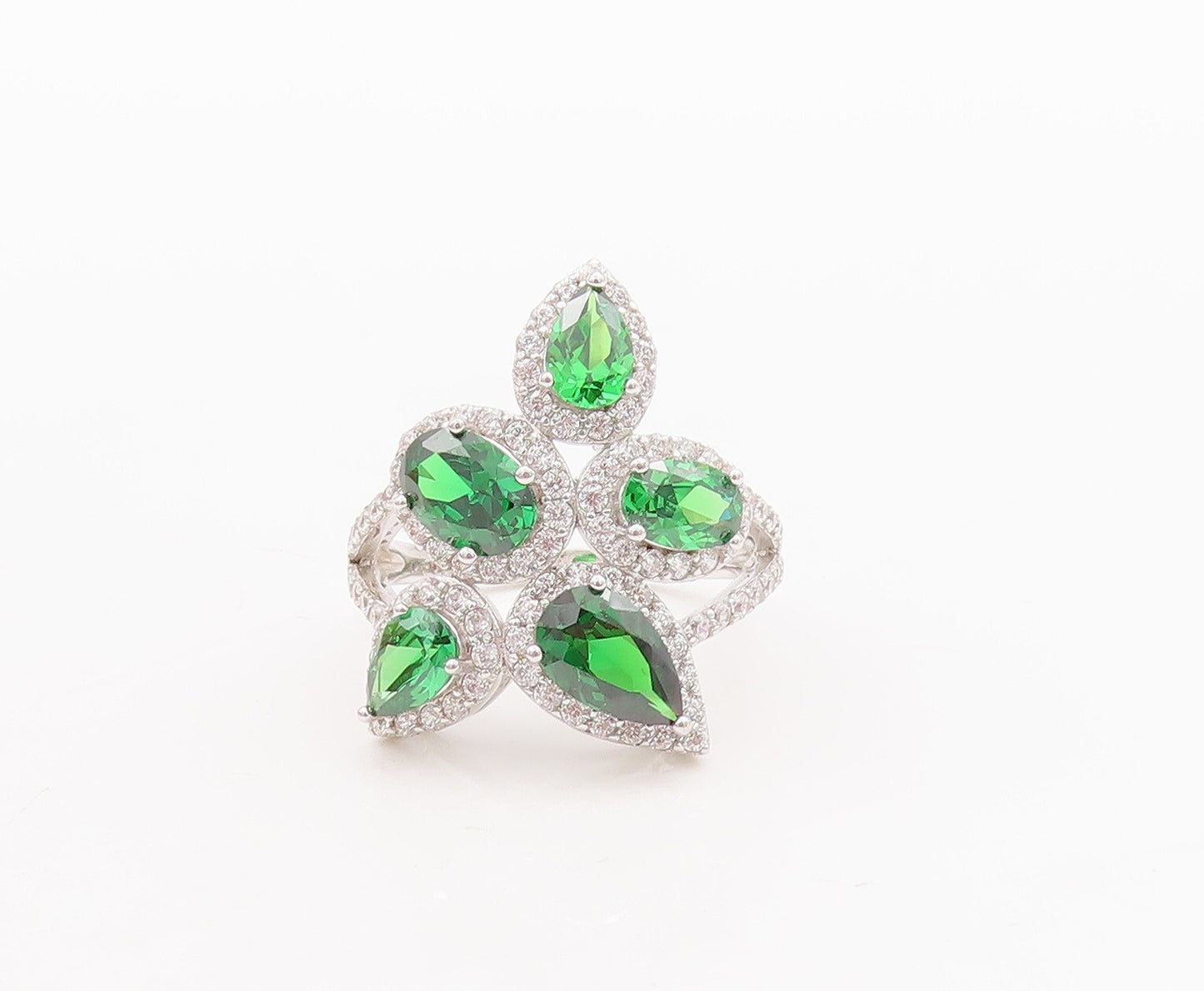 925 Sterling Silver Vintage Ring Drop Oval Cut Green Halo White CZ  Sz 7 RG29350