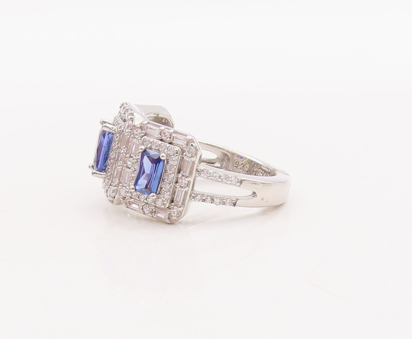 925 Sterling Silver Vintage Ring Rectangle Cut Blue & CZ Inlay  Sz 7  RG29497