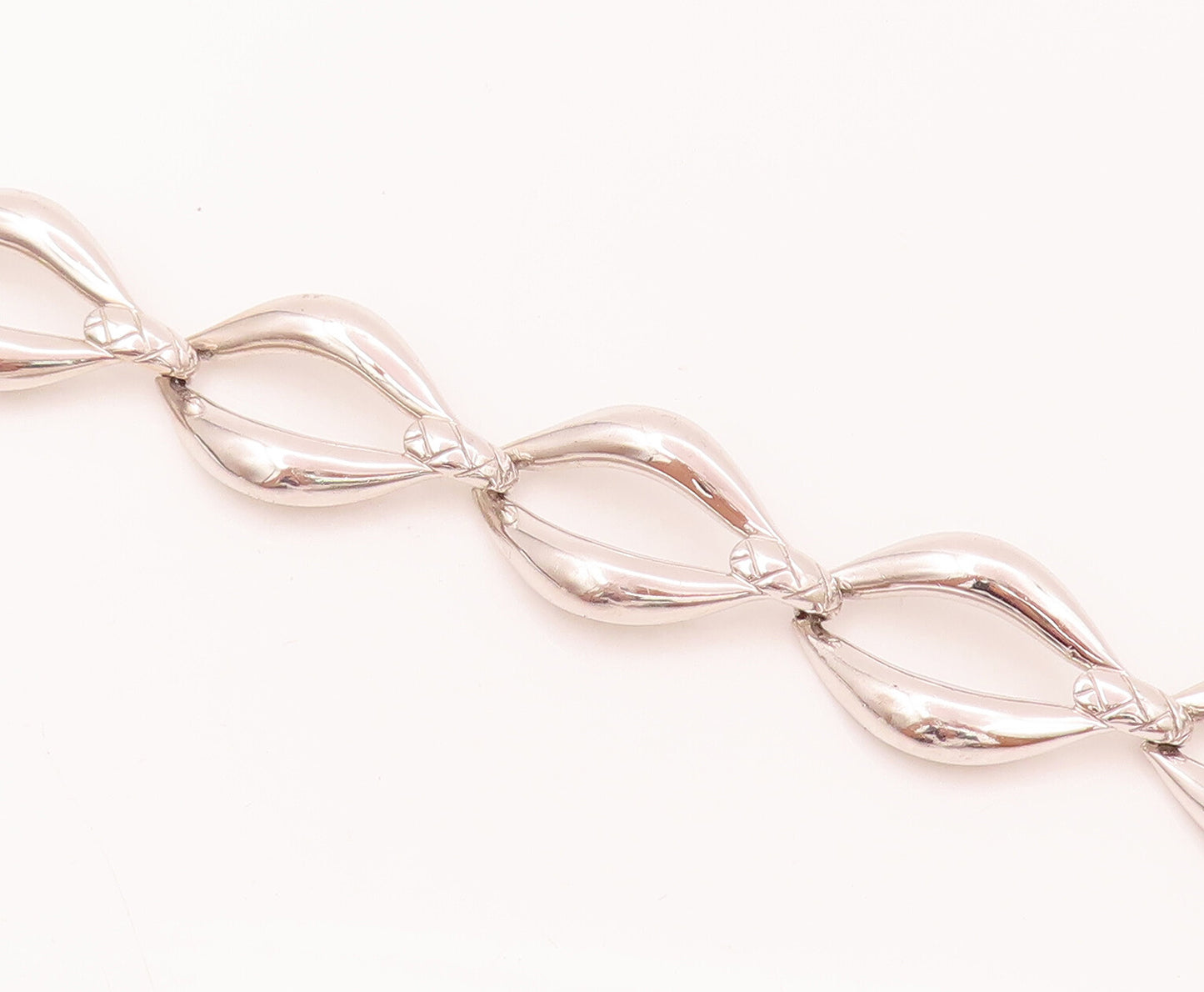 925 Sterling Silver Vintage Designer Solid Carved Eyelid Chain Bracelet BT9938