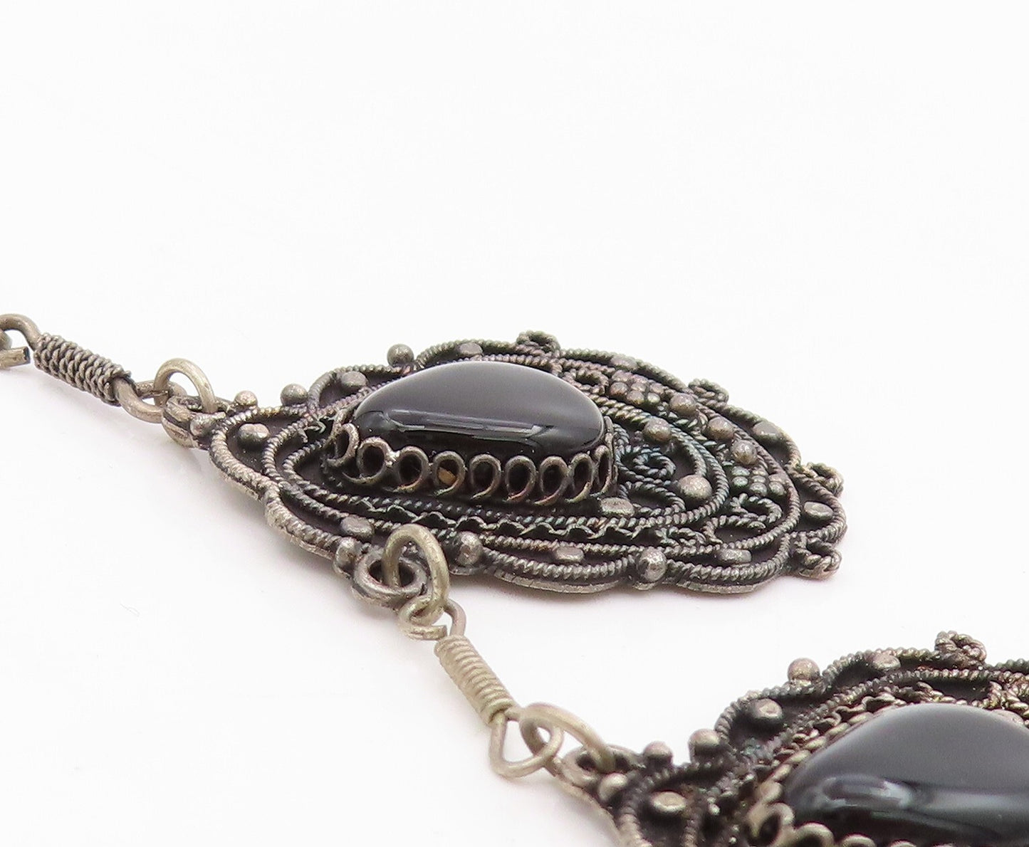 925 Sterling Silver Vintage Necklace Dark Tone Swirly Carved Onyx Inlay  NE4449
