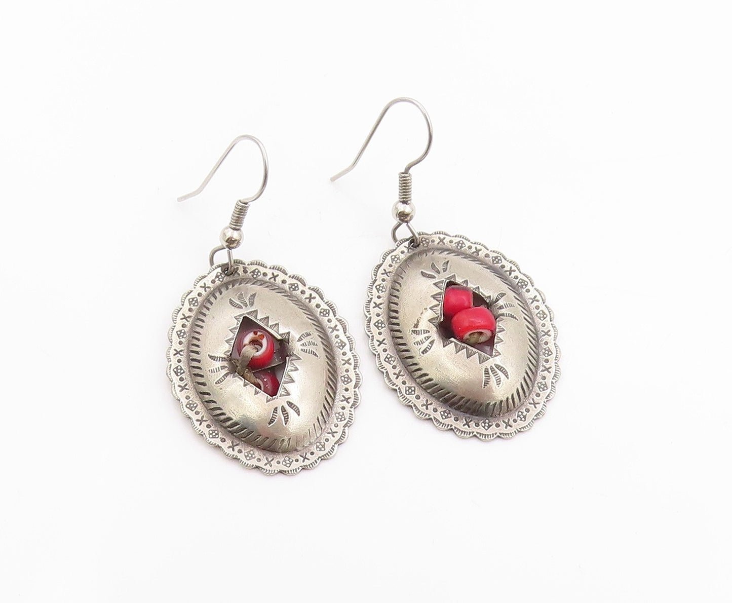 925 Sterling Silver Vintage Earrings SOUTHWESTERN Etched Oval Conchos EG13678