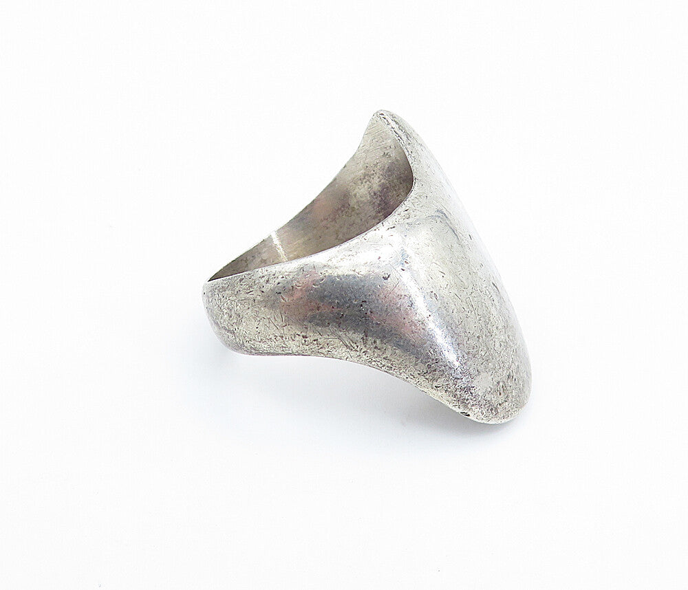 ISRAEL 925 Sterling Silver  Vintage Smooth Pointed Dome Band Ring Sz 8 RG6790