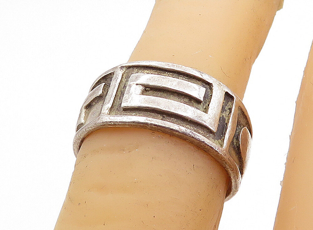 925 Sterling Silver  Vintage Shiny Greek Key Tapered Band Ring Sz 6  RG5355