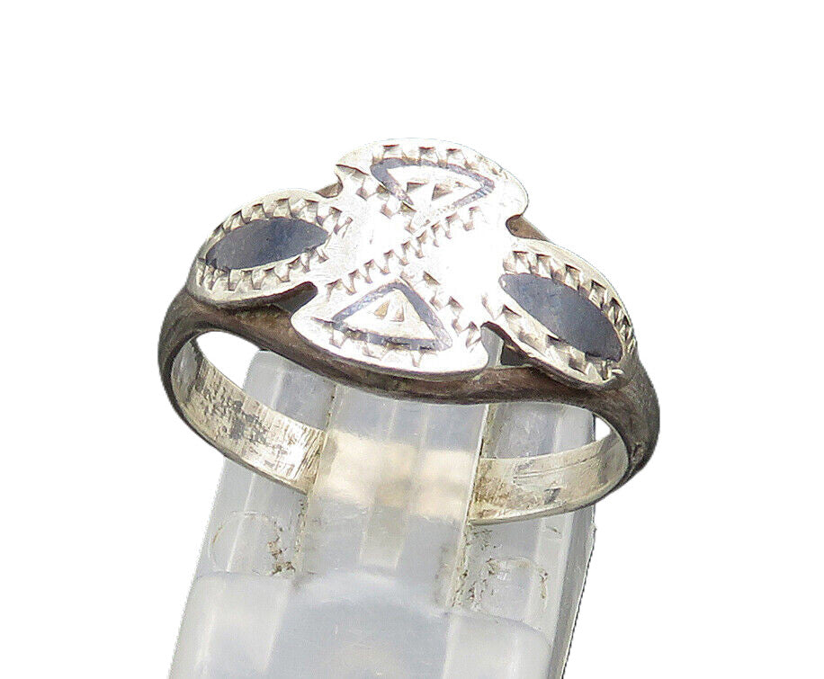 EUROPEAN 925 Silver  Vintage Enamel Eyes Etched Face Motif Ring Sz 8.5 RG24216