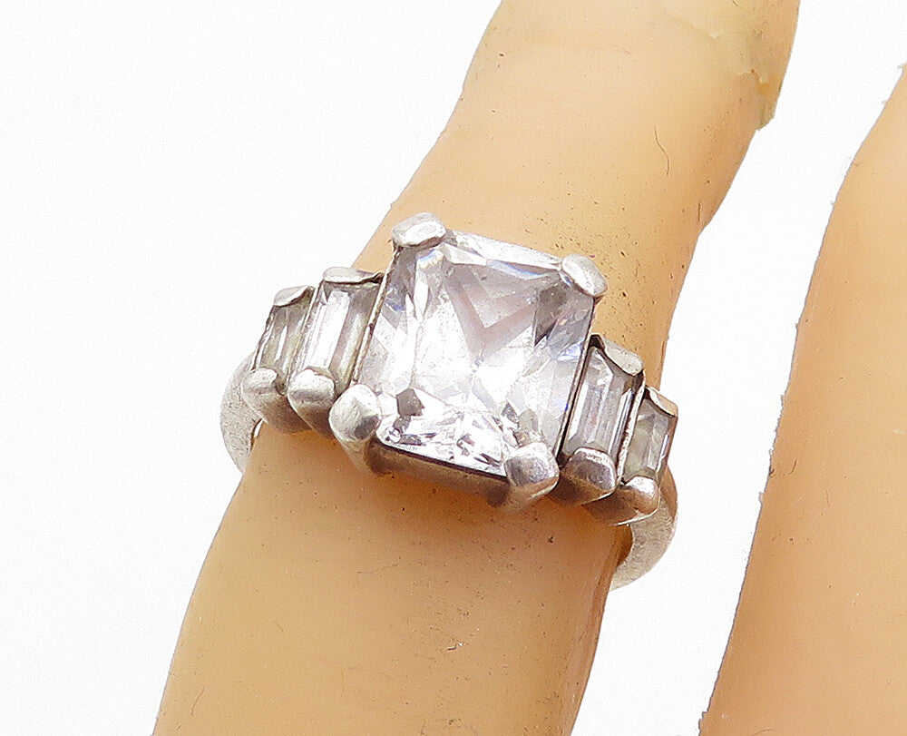 MONET 925 Silver  Vintage Cubic Zirconia Graduated Band Ring Sz 6.5  RG6422