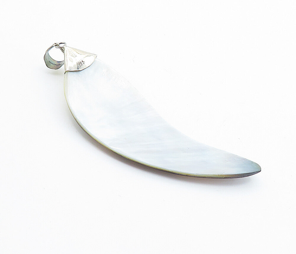 925 Sterling Silver  Vintage Mother Of Pearl Single Leaf Vine Pendant  PT6077