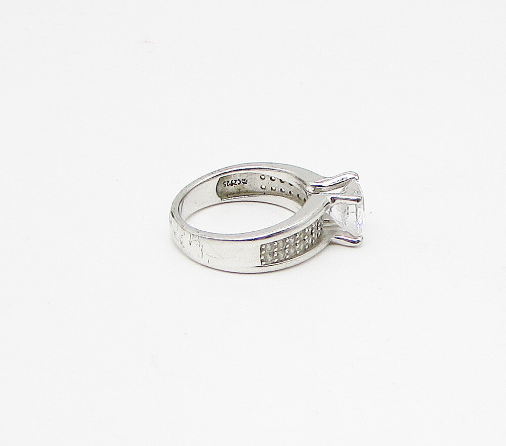 925 Sterling Silver  Faceted White Cubic Zirconia Band Ring Sz 7  RG3267