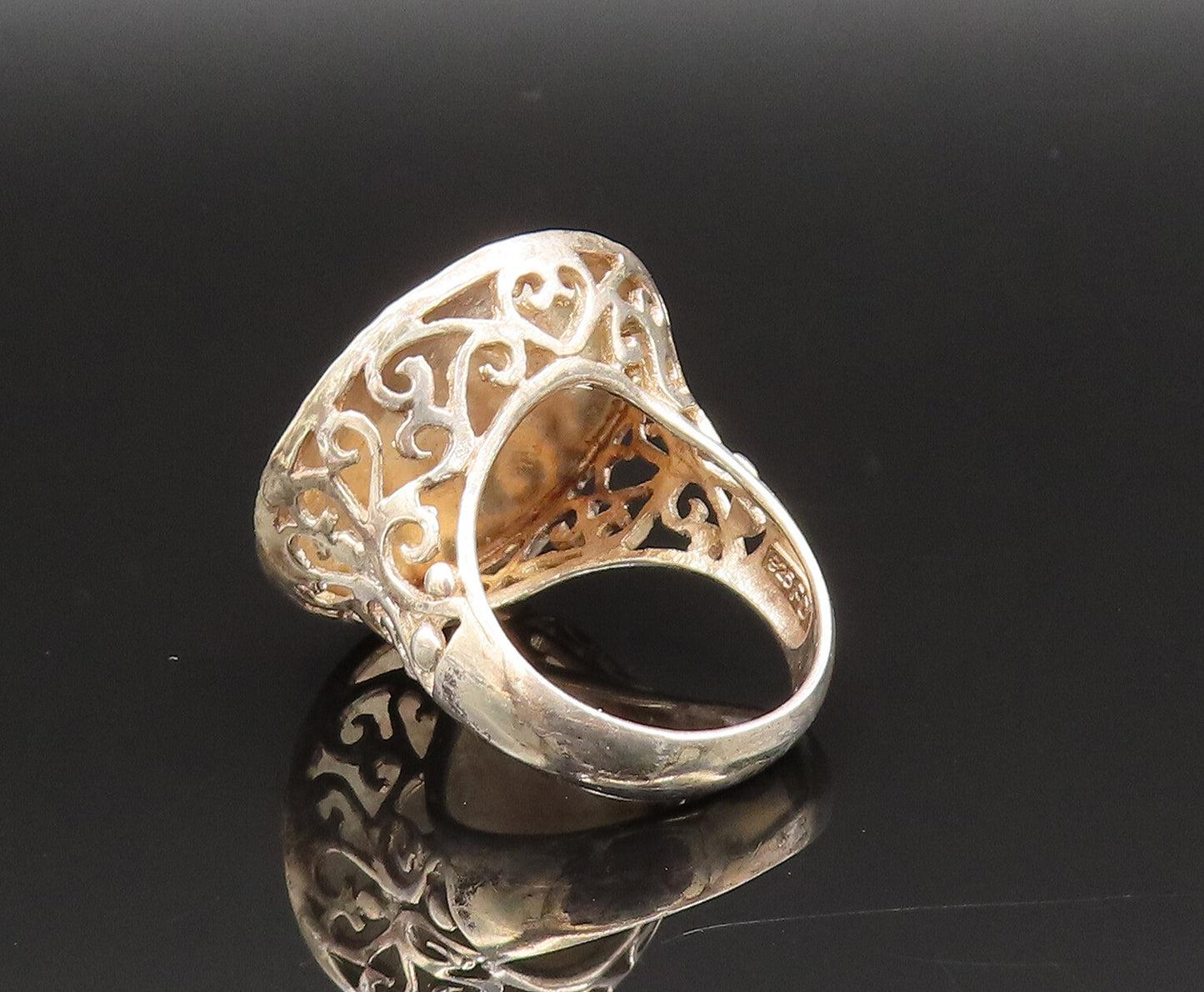 925 Sterling Silver  Vintage Round Hammered Open Scroll Ring Sz 7.5  RG25617