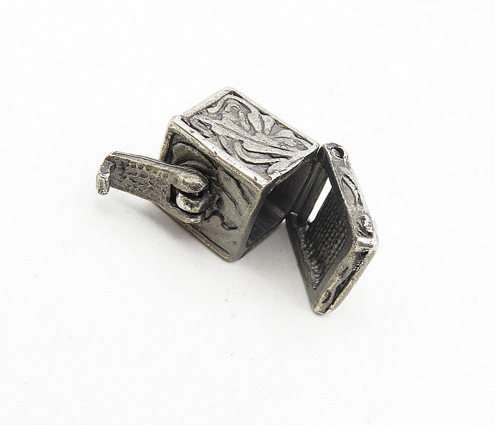 925 Sterling Silver  Vintage Oxidized Petite Box Locket Pendant (OPENS) PT6411