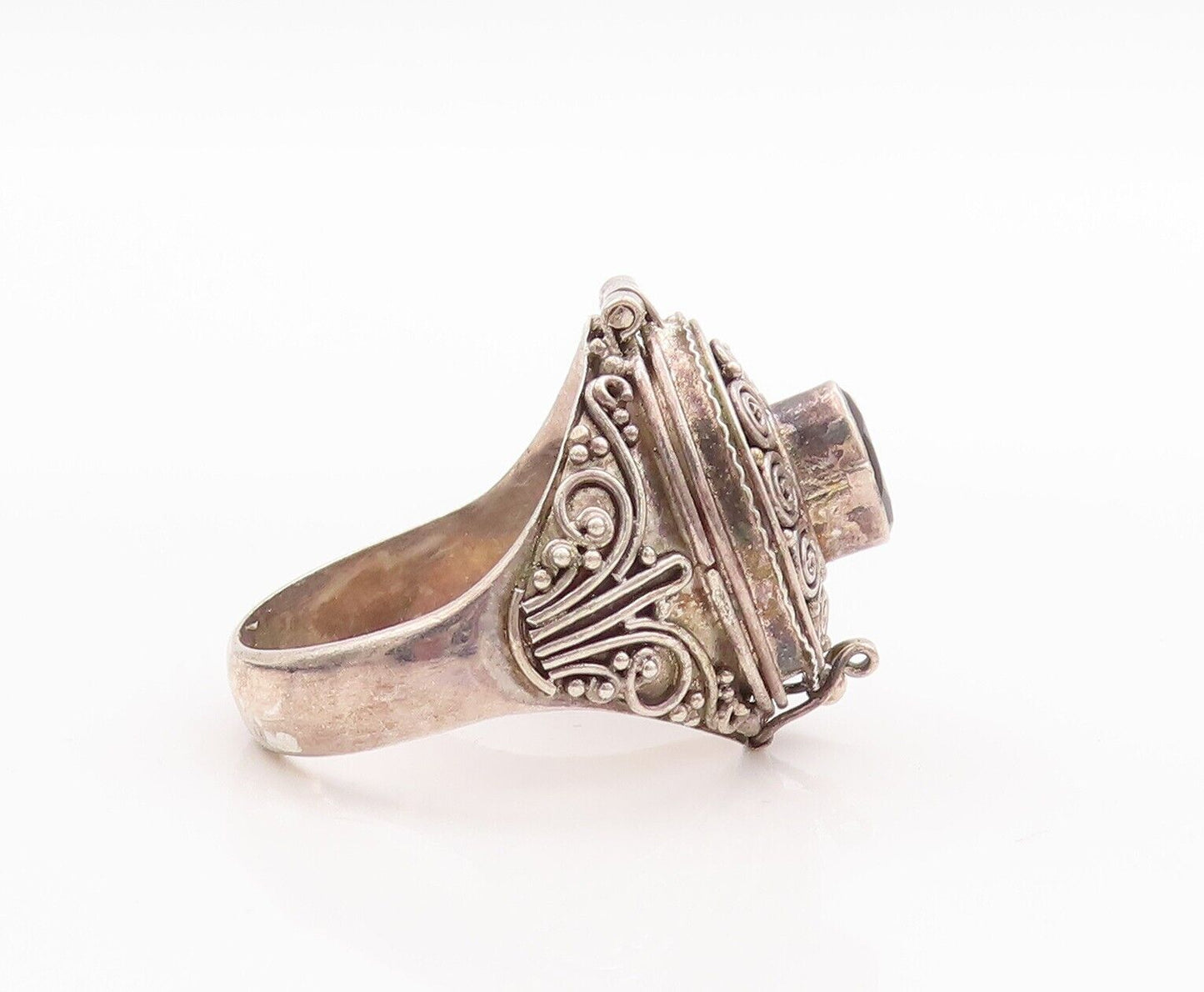 925 Sterling Silver Vintage Ring Spirals Carved Blue CZ (OPENS)  Sz 8  RG28629