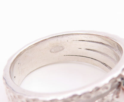 925 Sterling Silver Vintage Ring Carved Ruby Hammered Band  Sz 7.5  RG36133