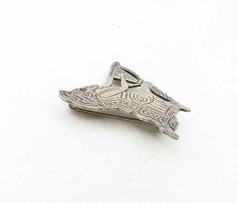 925 Sterling Silver  Vintage Red Topaz Accent Man On Throne Brooch Pin  BP3318