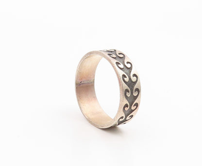 925 Sterling Silver Vintage Ring Classic Carved Ocean Wave Band  Sz 14  RG35503