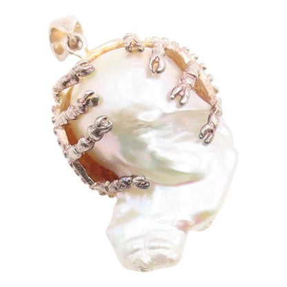 925 Sterling Silver Vintage Pendant Mother Of Pearl With Holding Crab  PT26189