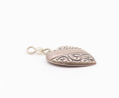 925 Sterling Silver  Vintage Petite Pearl Swirl Love Heart Pendant  PT16471