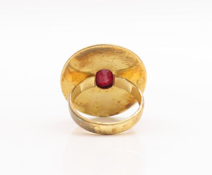 925 Sterling Silver Vintage Ring Gold Plated Carved Red Gemstone  Sz 8  RG29443
