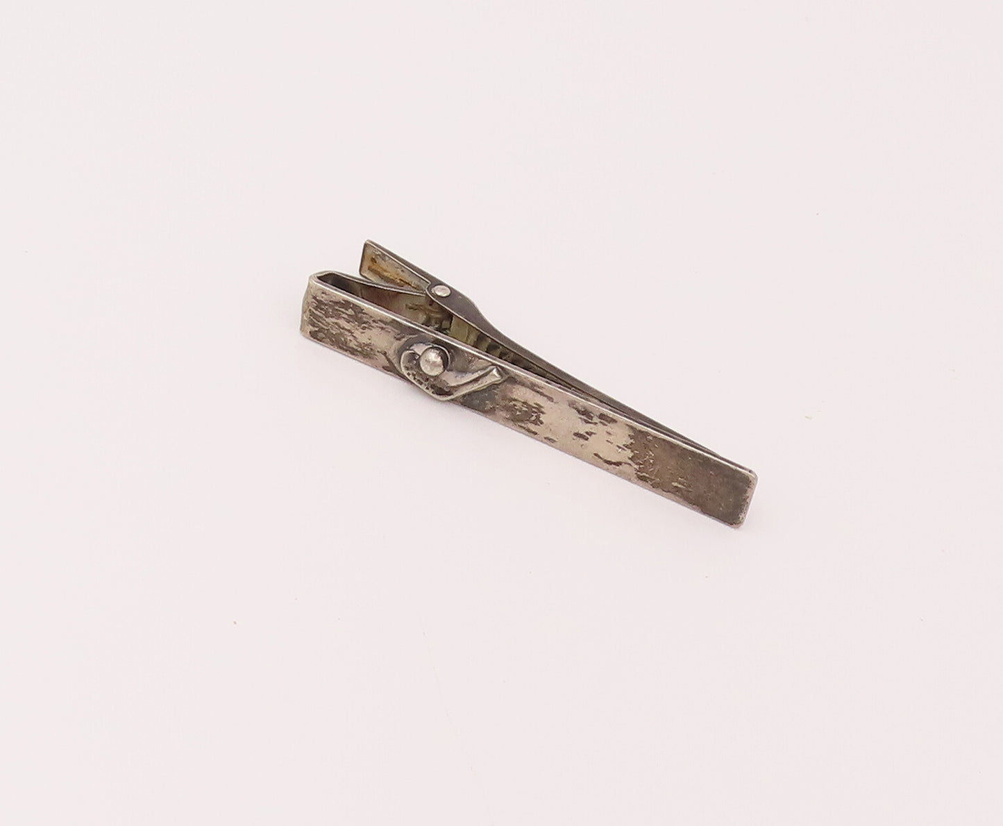 KREISLER 925 Silver  Vintage 3D Carved Hokey Stick & Ball Tie Pin  TR3487