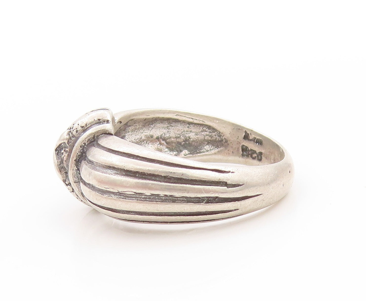 925 Sterling Silver Vintage Ring Dark Tone Grooved X Design  Sz 9  RG32963