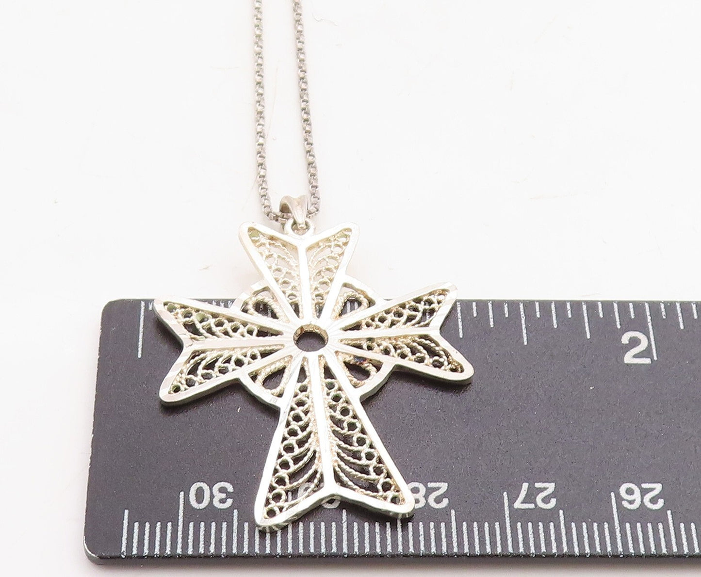 925 Sterling Silver  Vintage Shiny Filigree Cross Chain Necklace  NE2200
