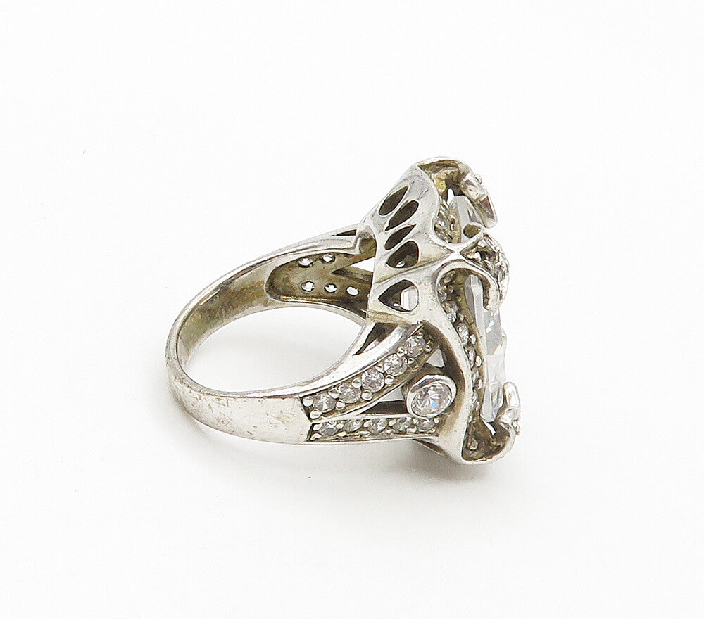 925 Sterling Silver  Vintage Shiny Cubic Zirconia Cocktail Ring Sz 6  RG16941