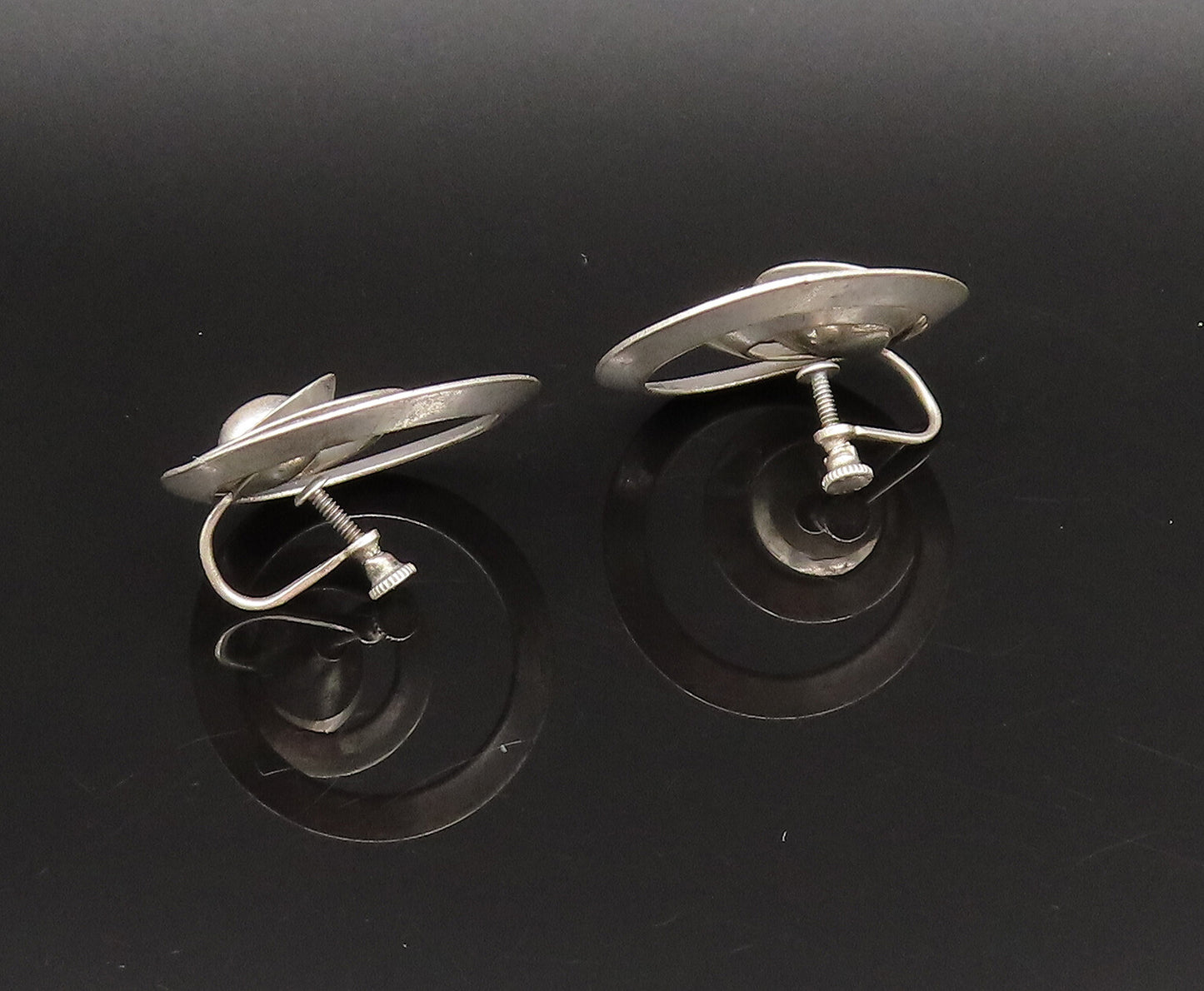 925 Silver  Vintage Graduated Open Circle & Bead Screw Back Earrings  EG11974