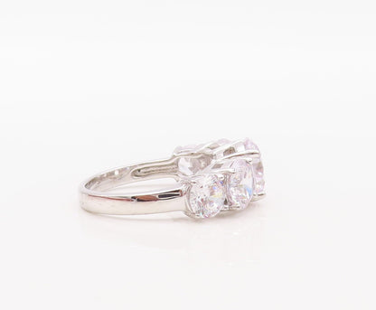925 Sterling Silver Vintage Ring Minimalist Round Cut 5 CZ Stones  Sz 7  RG30849