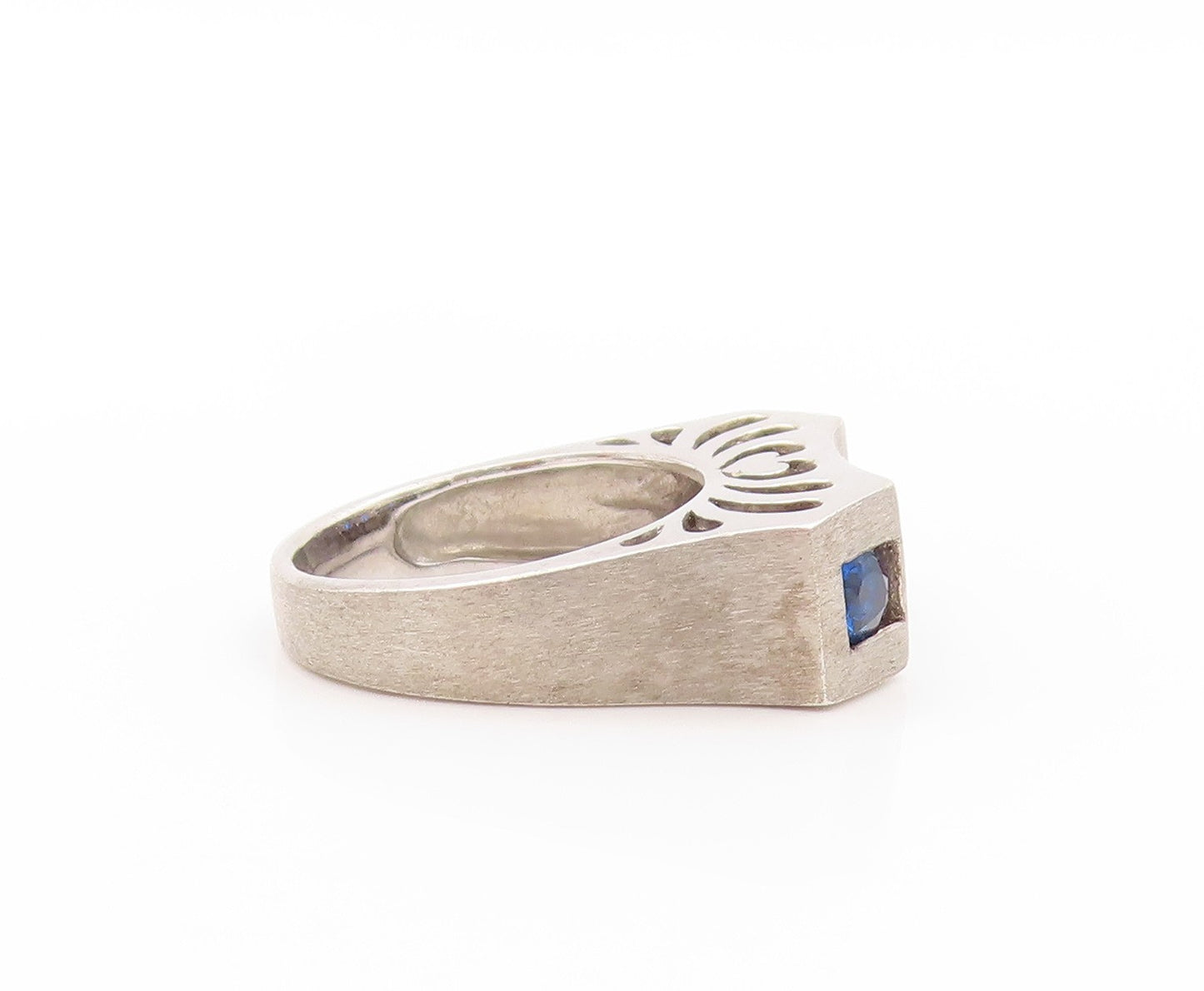 925 Sterling Silver Vintage Ring Round Dark Blue CZ Inlay  Sz 5  RG32787