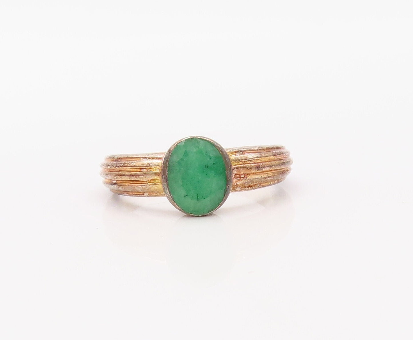 925 Sterling Silver Vintage Ring Grooved Oval Cut Green Gemstone Sz 7.5  RG30753