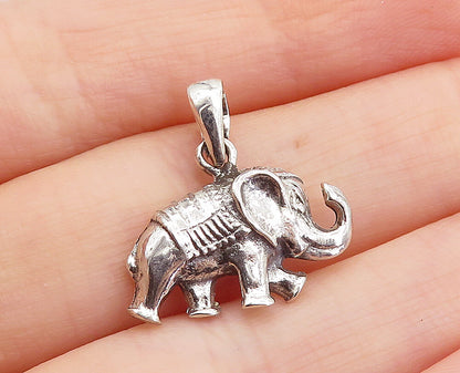 925 Sterling Silver  Vintage Petite Shiny Elephant Motif Drop Pendant  PT5461