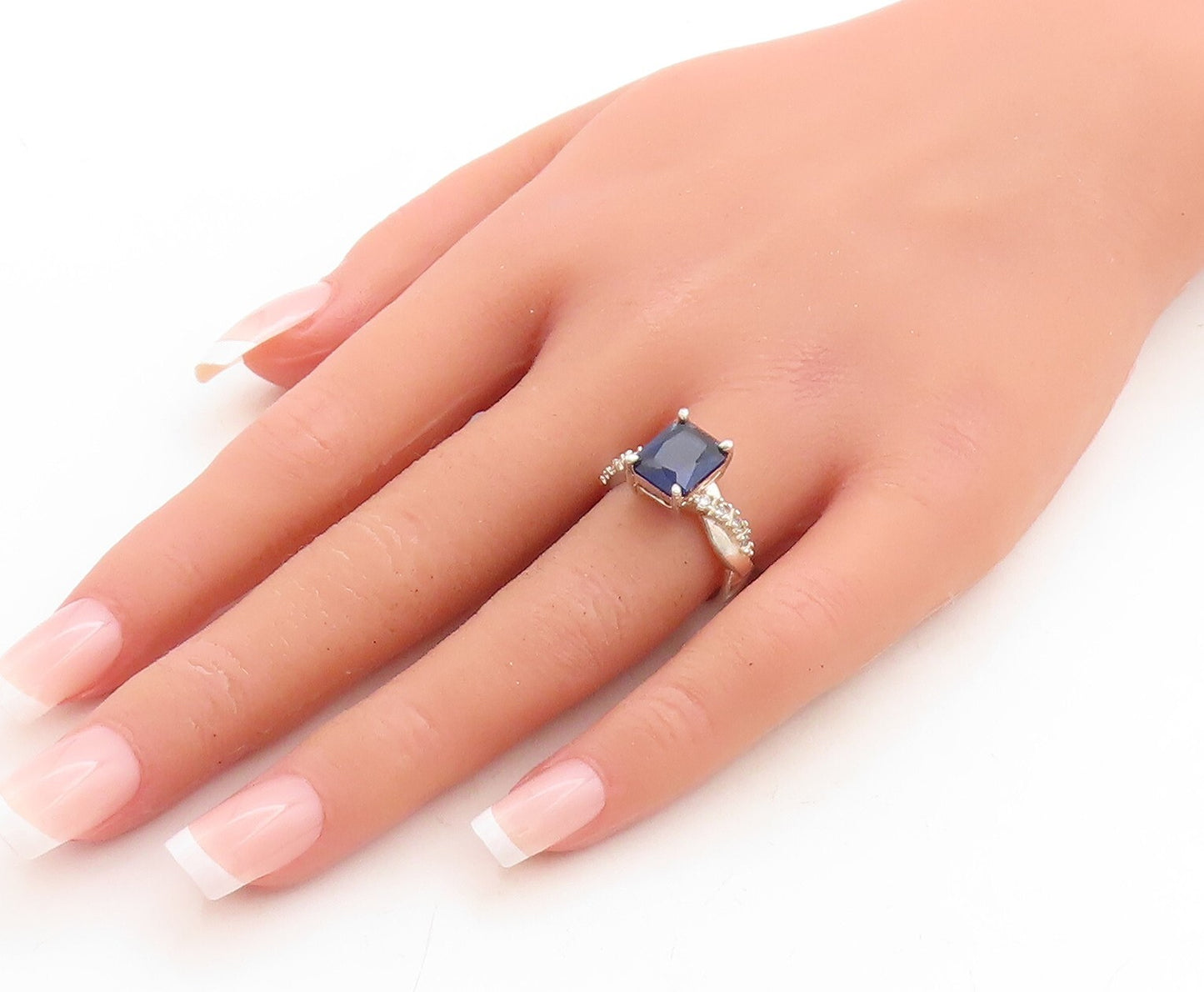 925 Sterling Silver Vintage Ring Rectangle Sapphire Twisted CZ  Sz 7.5  RG31192