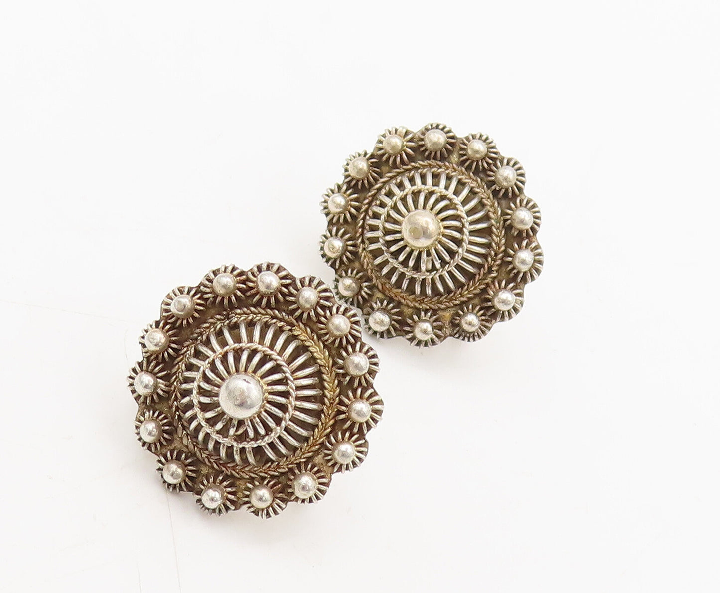 925 Sterling Silver  Vintage Beaded Roped Flower Screw Back Earrings  EG12687
