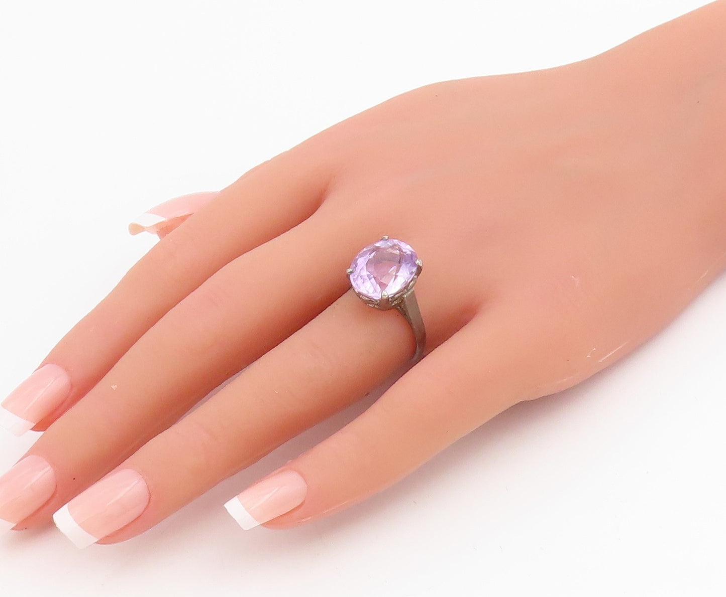 925 Sterling Silver Vintage Ring Oval Cut Amethyst Solitaire Band  Sz 7  RG34823