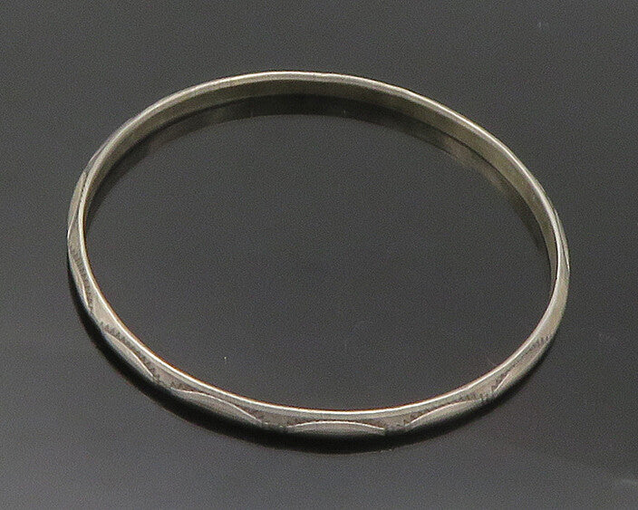 NAVAJO 925 Sterling Silver  Vintage Etched Pattern Bangle Bracelet  BT7803