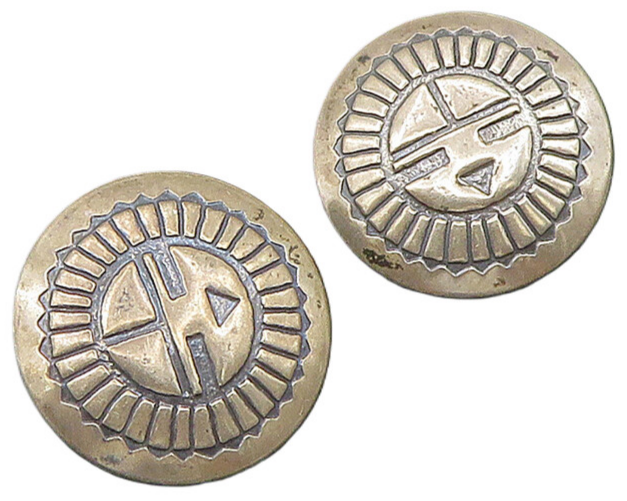 SOUTHWESTERN 925 Sterling Silver Vintage Etched Face Motif Stud Earrings EG11623