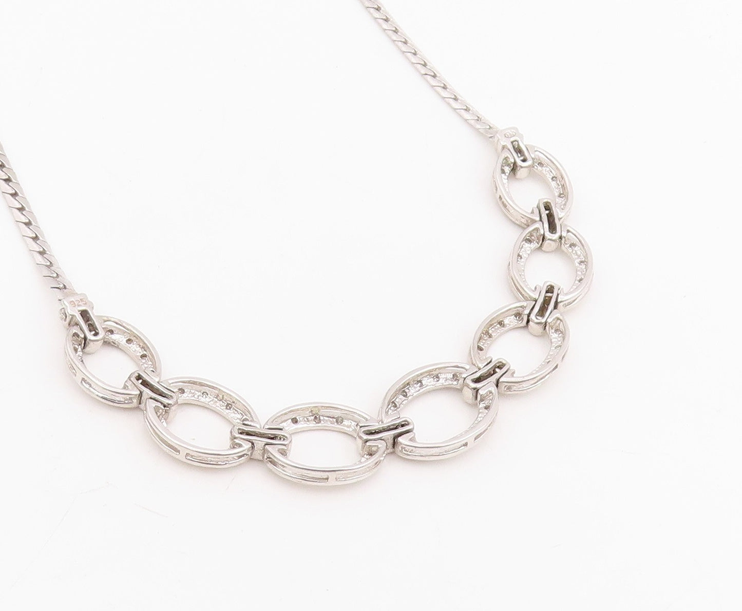 925 Sterling Silver Vintage Necklace Genuine Diamonds Elegant Oval Link  NE4755