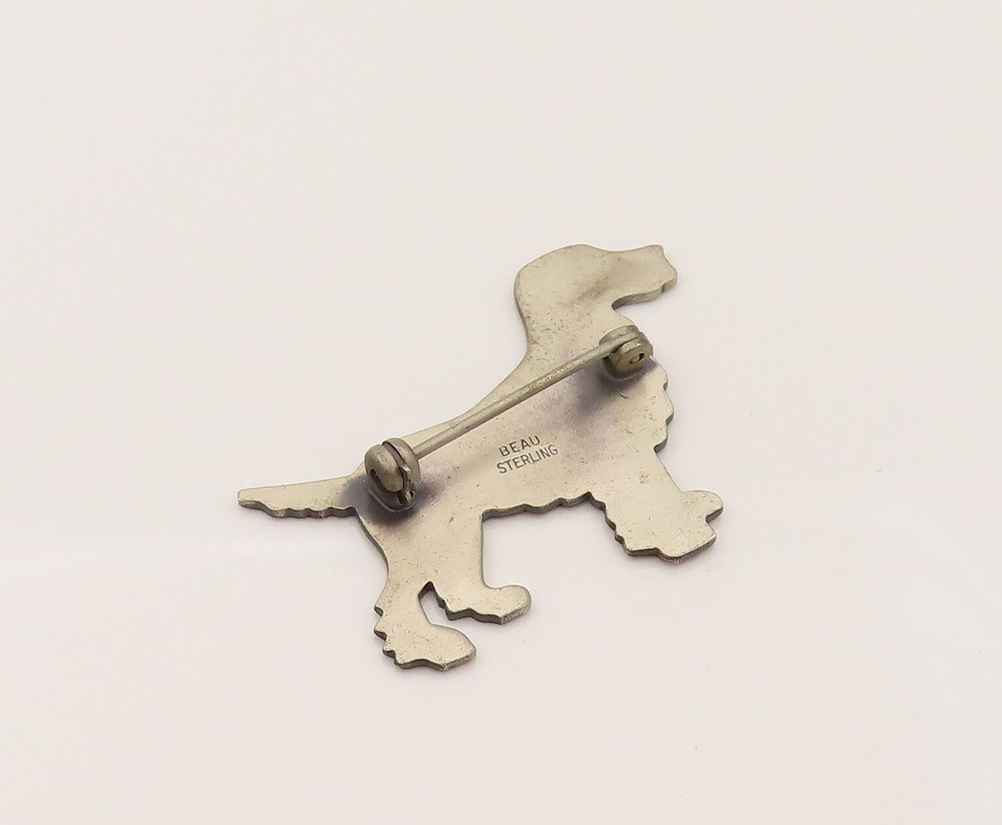 BEAU 925 Sterling Silver  Vintage Etched Spaniel Dog Brooch Pin  BP10270