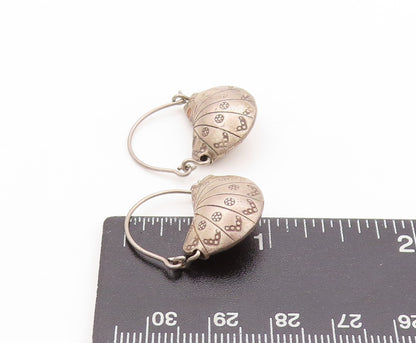 925 Sterling Silver Vintage Earrings Puffed Hand Fan Design Etched Hoops EG13600
