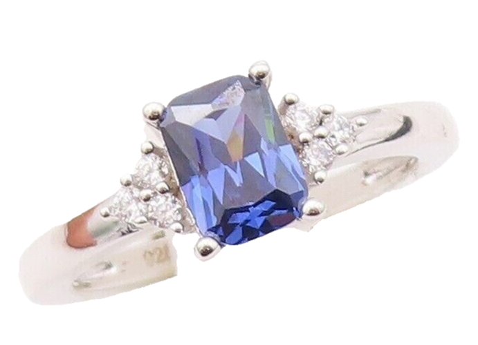 925 Sterling Silver Vintage Ring Rectangle Cut Sapphire Beaded CZ  Sz 7  RG29985