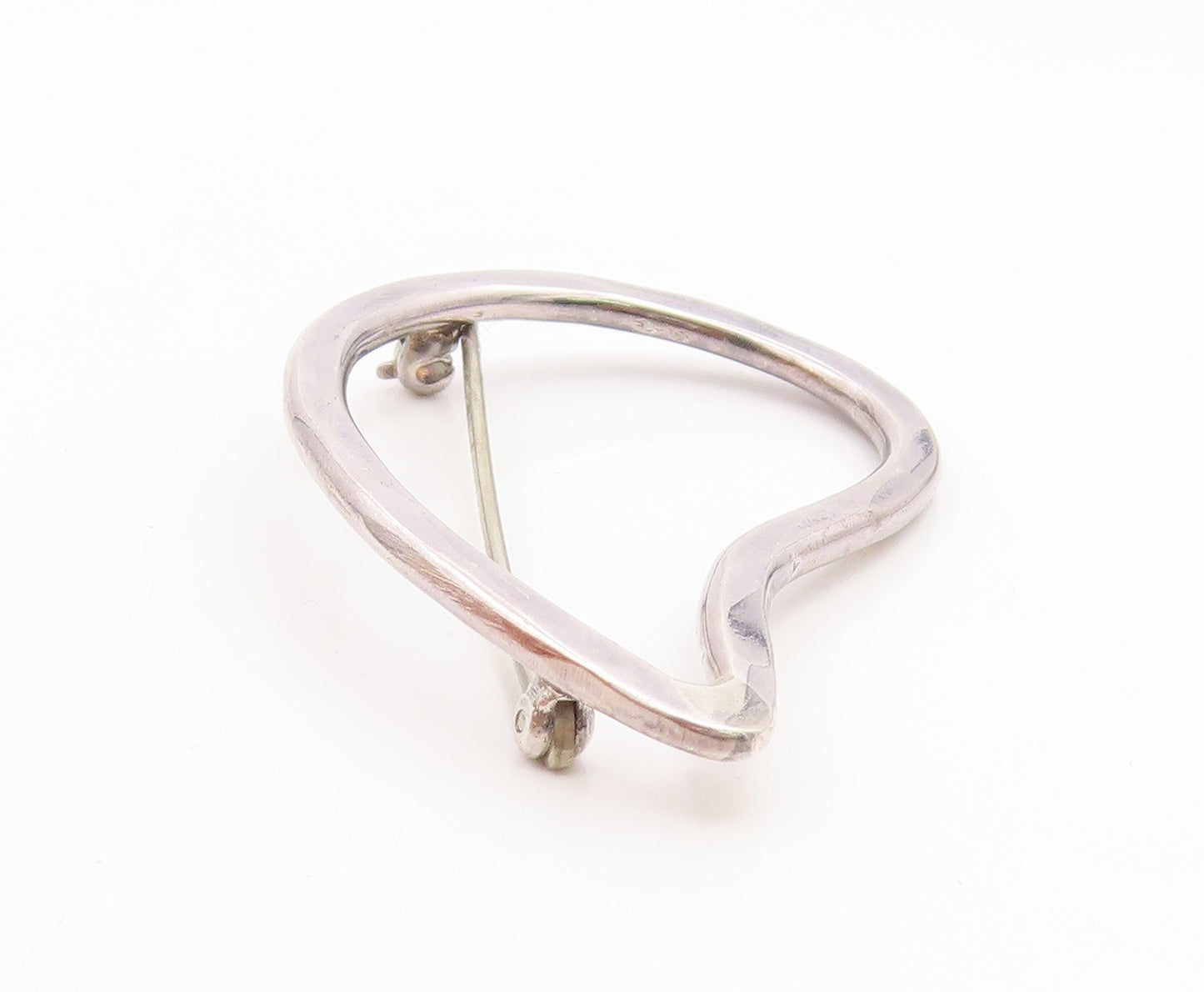 BECKERHOFF 925 Silver Vintage Minimalist Hammered Outline Brooch Pin  BP9788