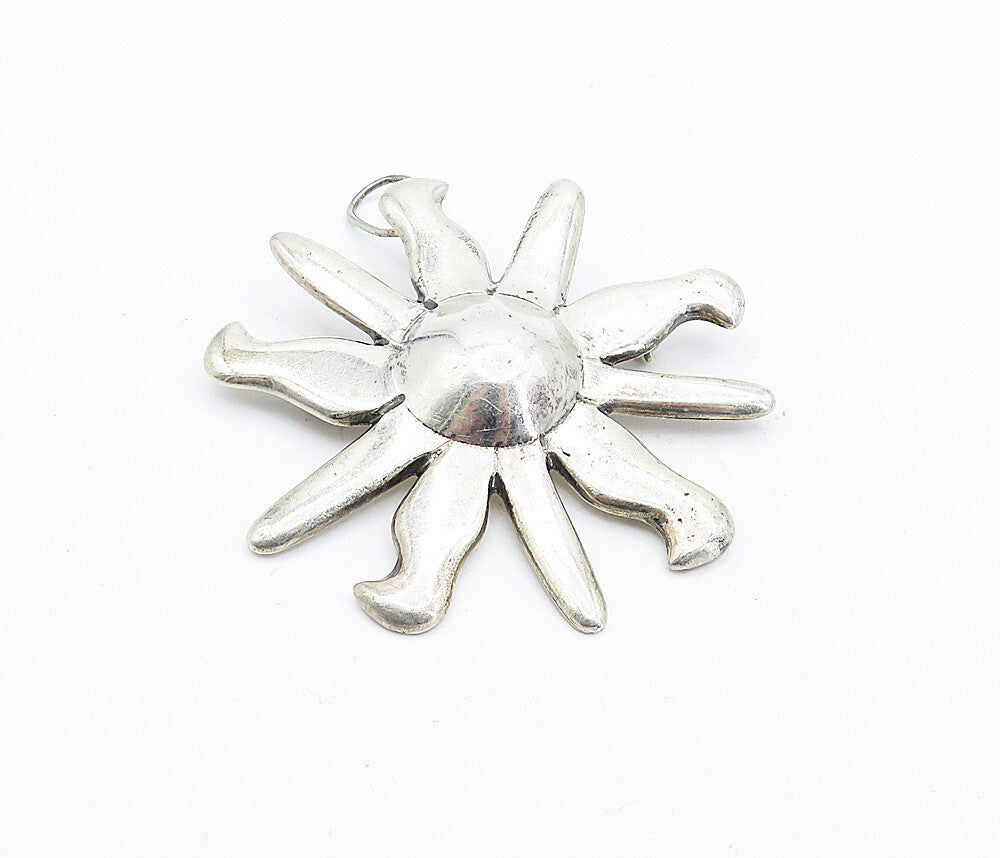 925 Sterling Silver  Vintage Shiny Smooth Shining Sun Motif Brooch Pin  BP1741