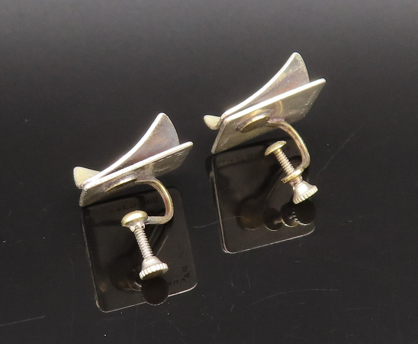 GRET BARKIN 925 Silver  Vintage Lifted Ends Floral Screw Back Earrings EG12289