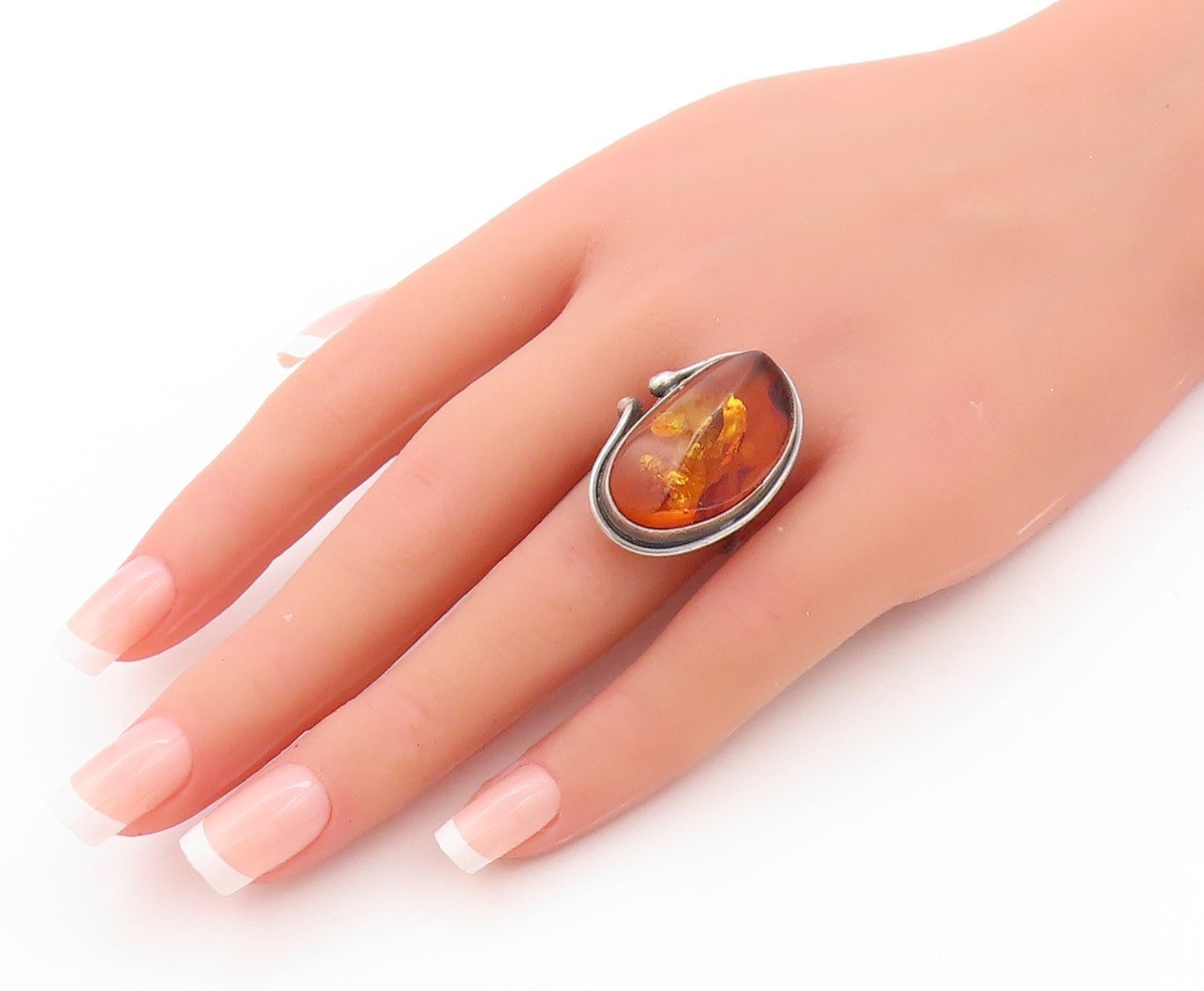 925 Sterling Silver Vintage Ring POLAND Amorphas Large Honey Amber  Sz 8 RG32716